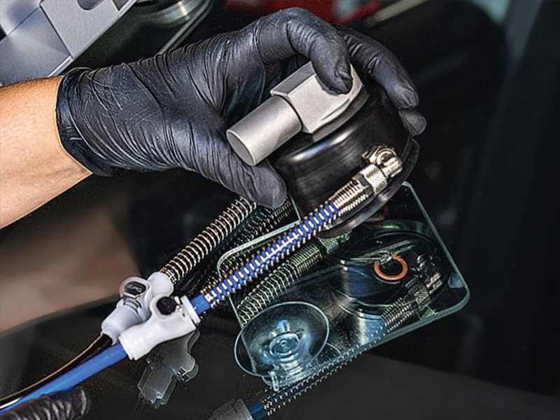 Autoglas Steinschlagreparatur